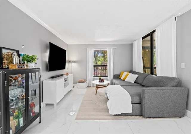 2nd image of 4105 S Carambola Cir #S 2106, Coconut Creek, FL 33066 | MLS# A12048518