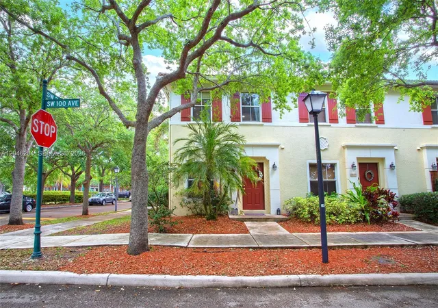 Homes for sale in Miramar, FL | 2615 Sw 100th Ave #2615, Miramar, FL 33025 | MLS# A12046204