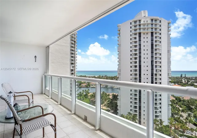 16th image of 21055 Yacht Club Dr #2005, Ojus, FL 33180 | MLS# A12045172