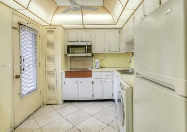 Homes for sale in Miami, FL | 1501 Ne 191St St #C106, Miami, FL 33179 | MLS# A12048747