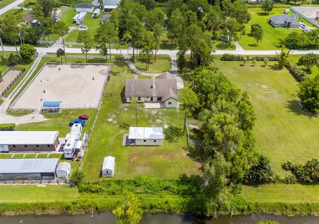 5th image of 11448 N 59Th St N, West Palm Beach, FL 33411 | MLS# A12048398
