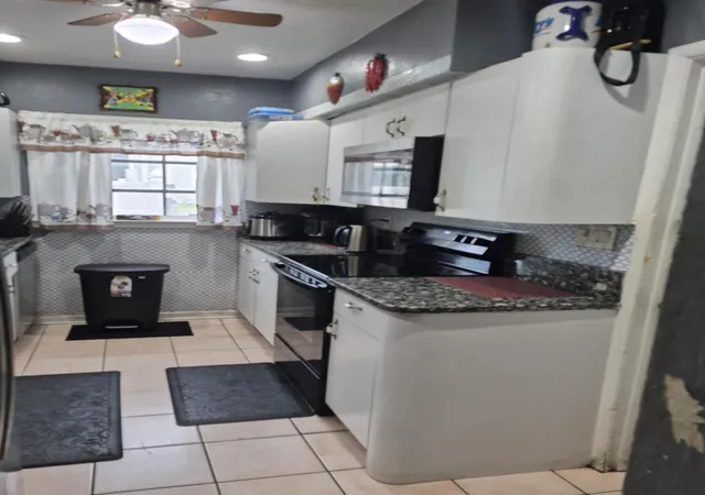 Photo 2 of Single family home for sale at 2538 Fillmore St, Hollywood, FL 33020 | MLS# B26049360 | Listing updated on 2026-09-26