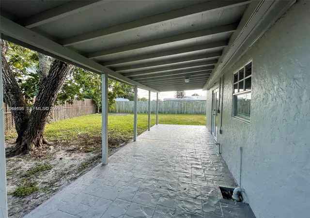 Homes for sale in West Park, FL | 4160 Sw 36Th St, West Park, FL 33023 | MLS# A12049126