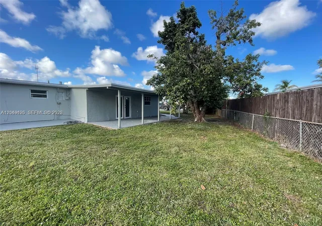 Homes for sale in West Park, FL | 4160 Sw 36Th St, West Park, FL 33023 | MLS# A12049126