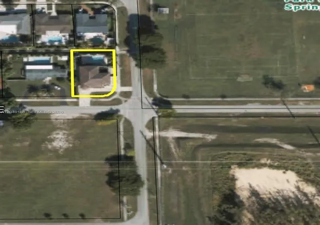 27th image of 901 Dove Ave, Miami Springs, FL 33166 | MLS# A12049168