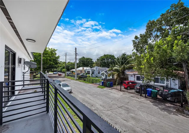 2nd image of 131 Ne 77th St, Miami, FL 33138 | MLS# A12049245