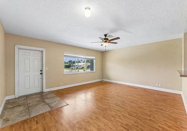 Photo 3 of Single family home for sale at 301 SE 3rd Street, Deerfield Beach, FL 33441 | MLS# B26049456 | Listing updated on 2026-09-23