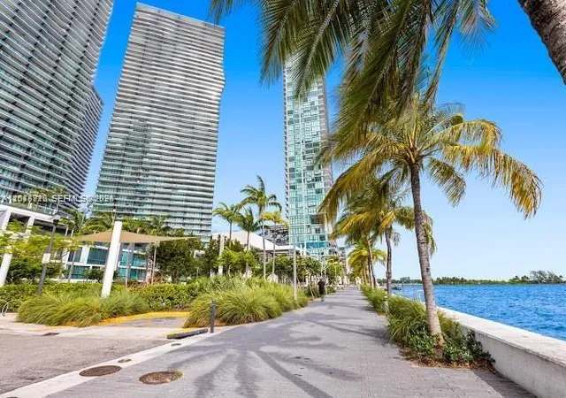 Homes for sale in Miami, FL | 650 Ne 32nd St #4205, Miami, FL 33137 | MLS# A12048912
