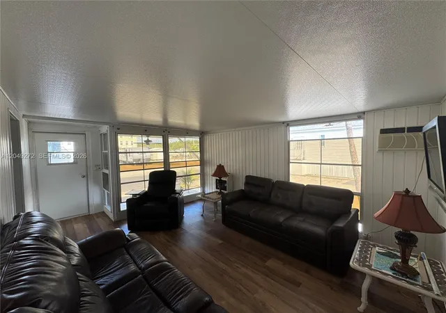 2nd image of 675 Copeland Ave S #5, Everglades City, FL 34139 | MLS# A12049272