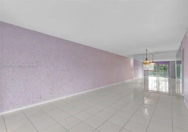 4th image of 2502 Antigua Ter #J3, Coconut Creek, FL 33066 | MLS# A12048728