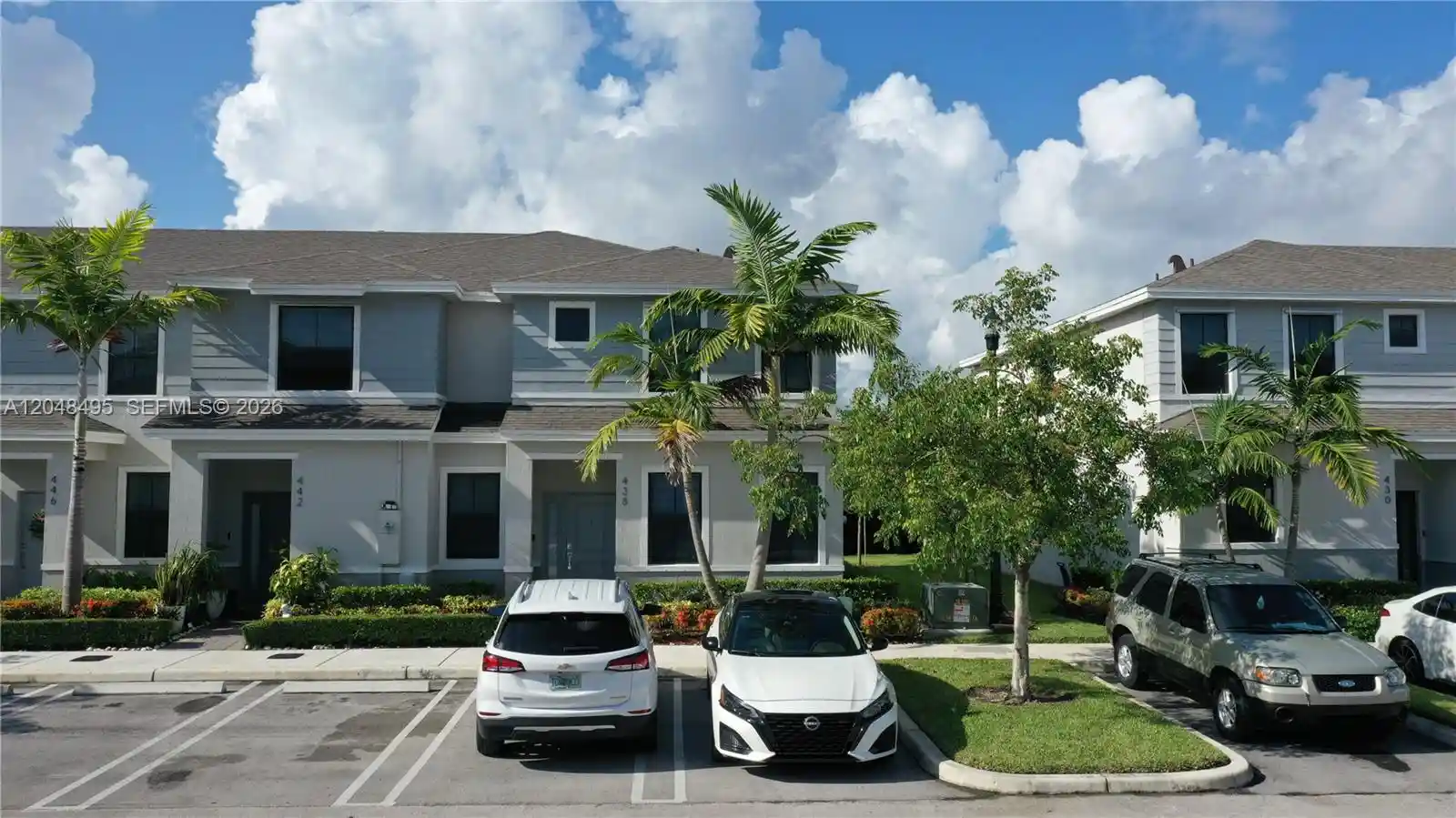 Photo 1 of Townhouse for sale at 438 Ne 12th Street, Florida City, FL 33034 | MLS# A12048495 | Listing updated on 2026-10-20