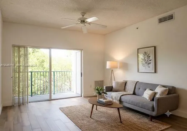 4th image of 6001 Sw 70Th St #355, South Miami, FL 33143 | MLS# A12045116
