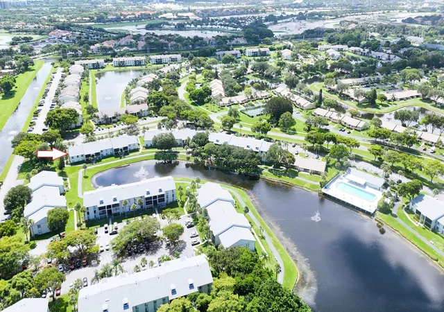 Photo 3 of Condo for sale at 1013 Green Pine Blvd #H2, West Palm Beach, FL 33409 | MLS# B26049555 | Listing updated on 2026-10-01
