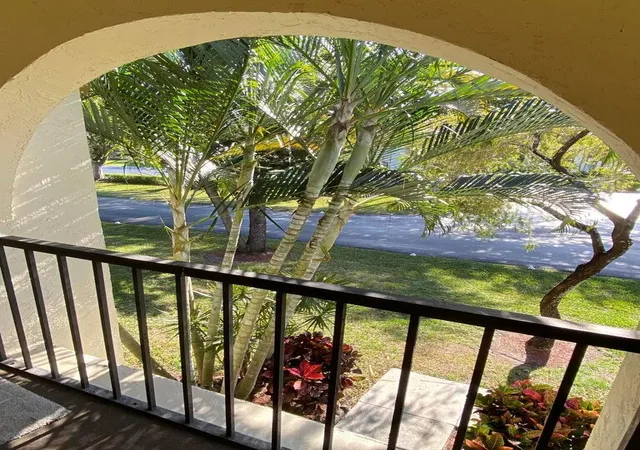 5th image of 4835 Sable Pine Cir #A2, West Palm Beach, FL 33417 | MLS# B26049595