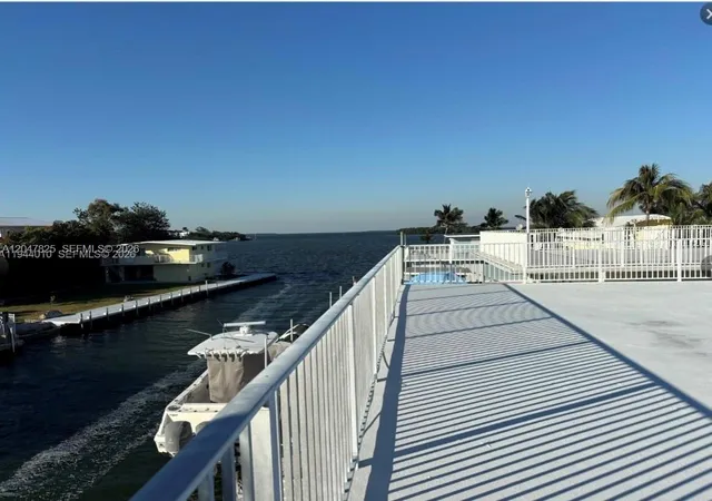 5th image of 235 Anne Bonny Dr, Key Largo, FL 33037 | MLS# A12047825