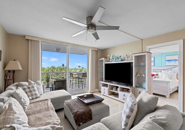 Photo 3 of Condo for sale at 1050 Hillsboro Mile #403w, Hillsboro Beach, FL 33062 | MLS# B26049609 | Listing updated on 2026-09-24