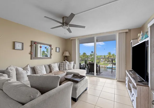 Photo 4 of Condo for sale at 1050 Hillsboro Mile #403w, Hillsboro Beach, FL 33062 | MLS# B26049609 | Listing updated on 2026-09-24