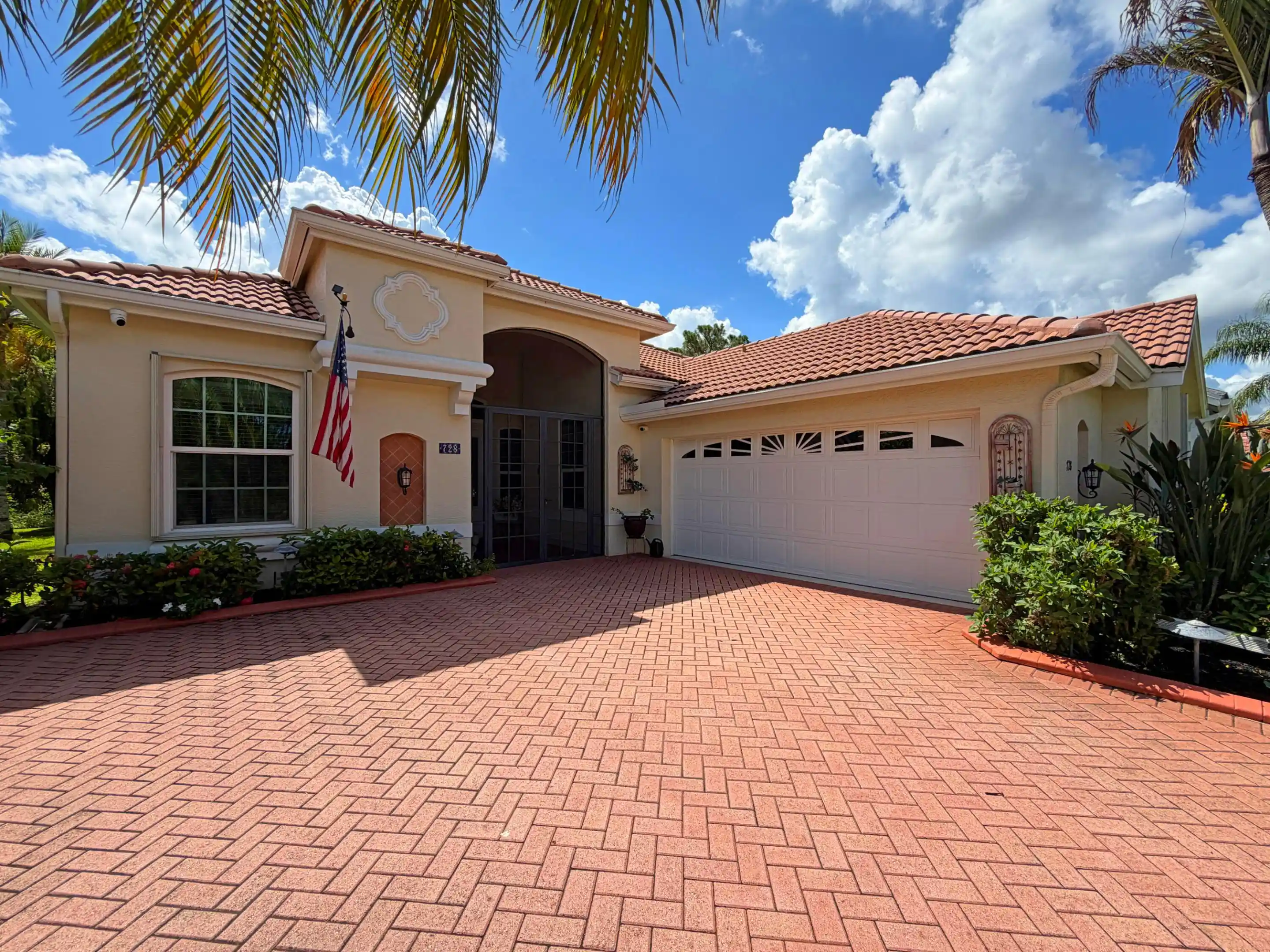 Photo 1 of Single family home for sale at 728 Sw Lake Charles Cir, Port St Lucie, FL 34986 | MLS# B26049611 | Listing updated on 2026-10-06