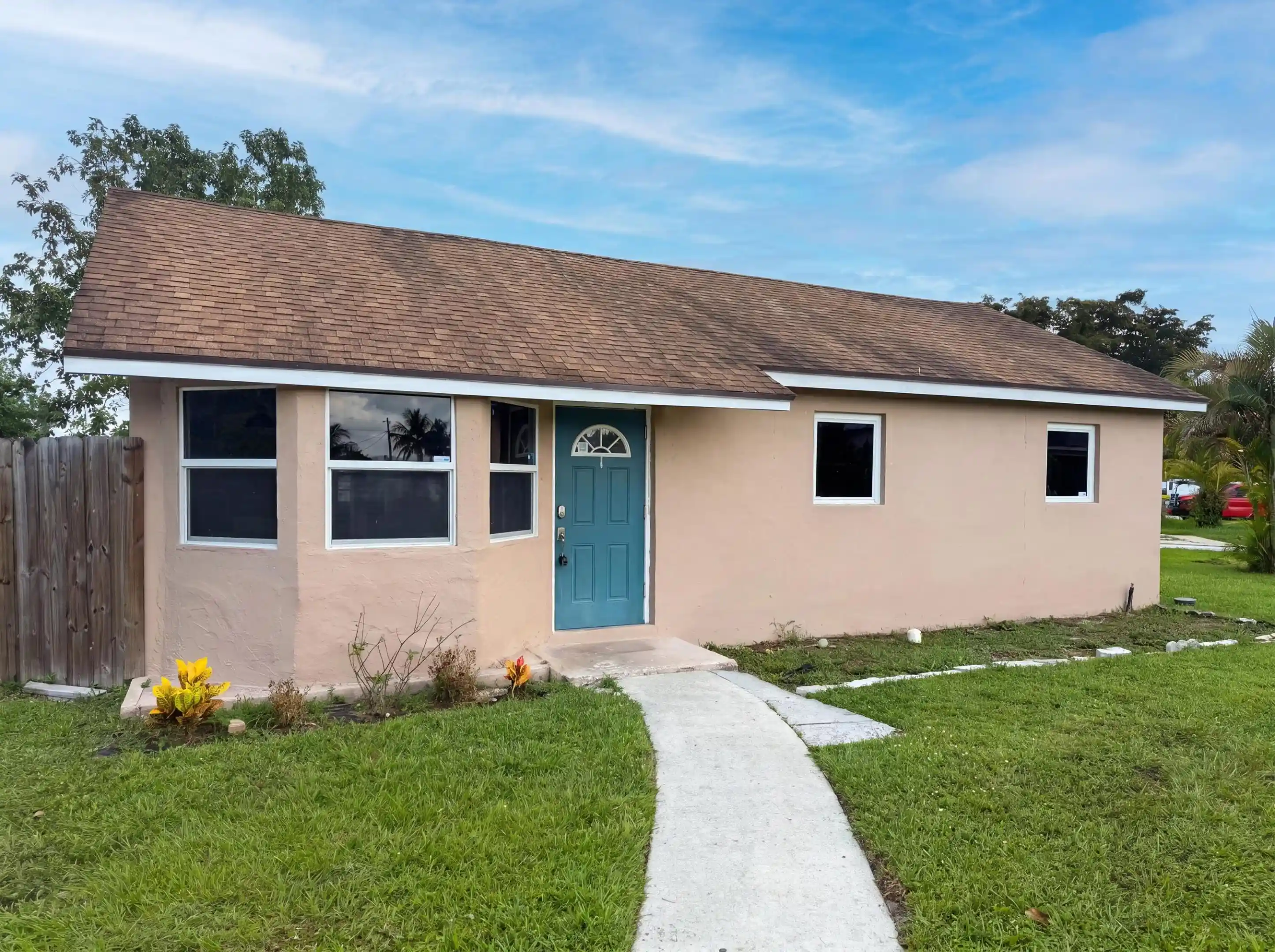 Single family home for sale at 752 Orchid Dr, Royal Palm Beach, FL 33411 | MLS# B26049656