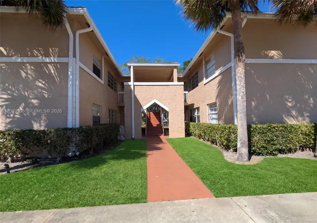 1st image of 807 Twin Lakes Dr #32G, Coral Springs, FL 33071 | MLS# A12049535