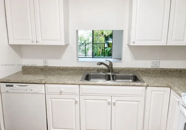 Homes for sale in North Miami, FL | 11925 Ne 2nd Ave #B315, North Miami, FL 33161 | MLS# A12045587