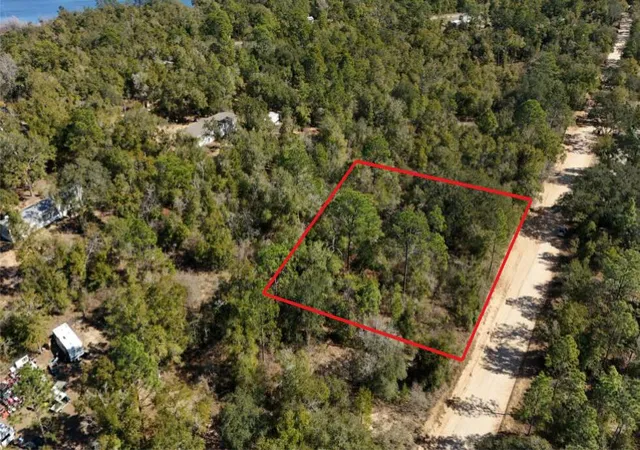Homes for sale in Chipley, FL | 0 Stewart Lake Rd, Chipley, FL 32428 | MLS# B26049683