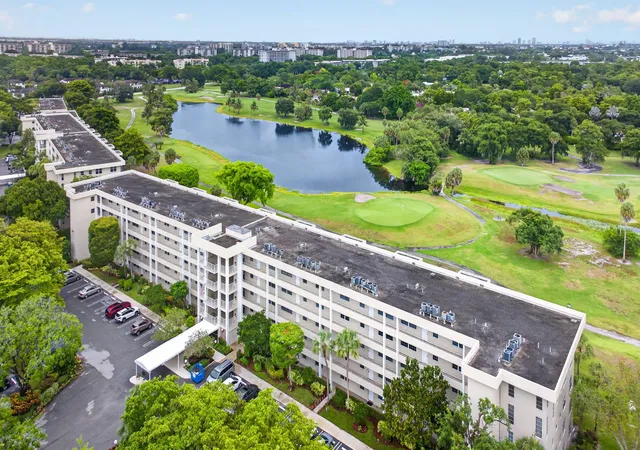 Photo 2 of Condo for sale at 806 Cypress Blvd #209, Pompano Beach, FL 33069 | MLS# B26049688 | Listing updated on 2026-10-07