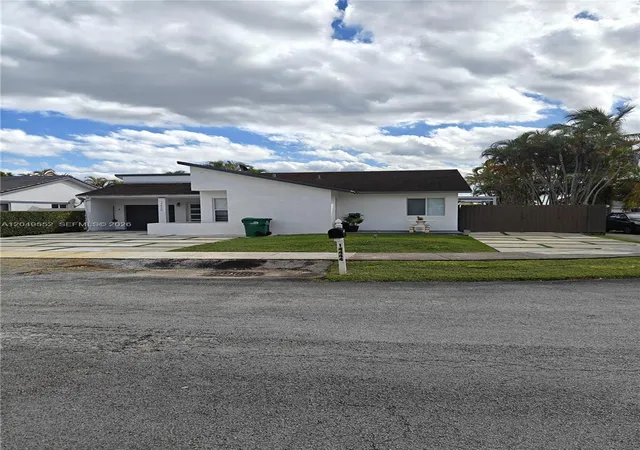 5th image of 14444 Sw 107Th Ter, Miami, FL 33186 | MLS# A12049552