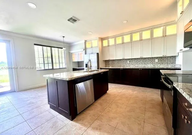 2nd image of 27448 Sw 143rd Ct, Homestead, FL 33032 | MLS# A12049404