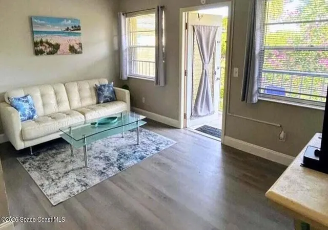Homes for sale in Vero Beach, FL | 84 Vis Gdns Trl, Vero Beach, FL 32962