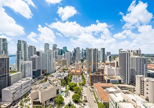 Homes for sale in Miami, FL | 121 Ne 5th St #3703, Miami, FL 33132 | MLS# A12049623