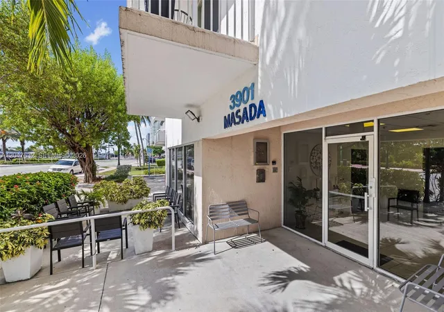 2nd image of 3901 Indian Creek Dr 309, Miami Beach, FL 33140