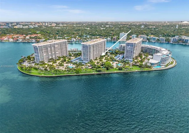 Homes for sale in Miami, FL | 2 Grove Isle Dr #B205, Miami, FL 33133 | MLS# A12038961