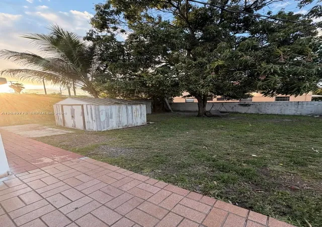 2nd image of 41 E 20th St, Hialeah, FL 33010 | MLS# A12049773