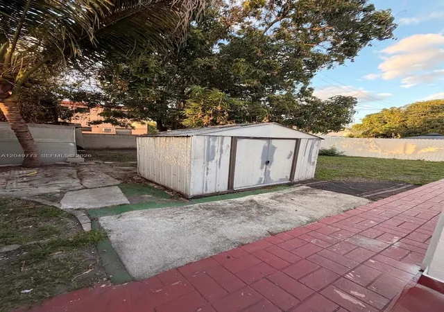 3rd image of 41 E 20Th St, Hialeah, FL 33010 | MLS# A12049773