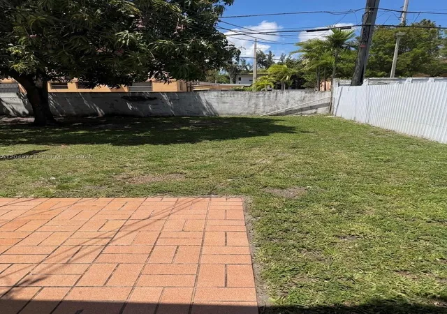 4th image of 41 E 20Th St, Hialeah, FL 33010 | MLS# A12049773
