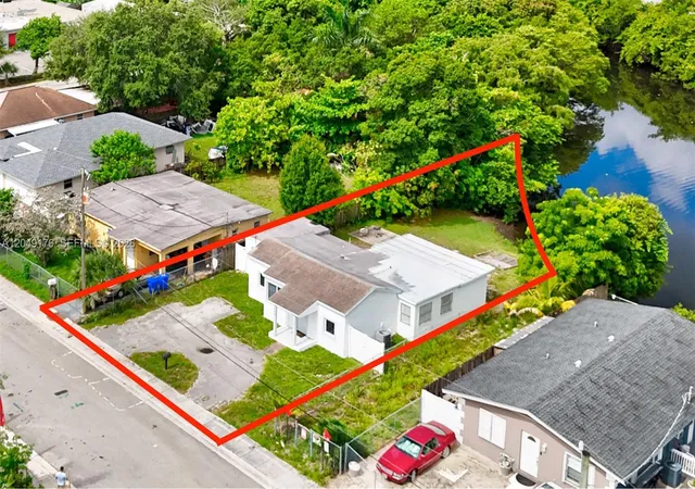Homes for sale in Fort Lauderdale, FL | 649 Nw 24th Ave, Fort Lauderdale, FL 33311 | MLS# A12049176