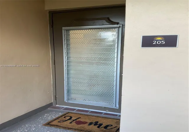 2nd image of 9201 Sunrise Lakes Blvd, Sunrise, FL 33322