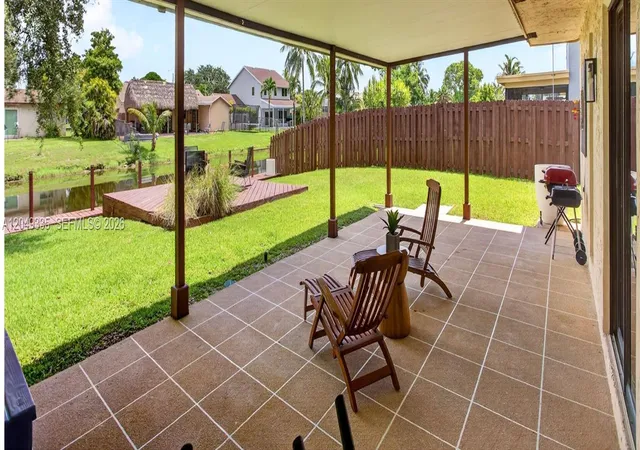 3rd image of 11861 Nw 41St St, Sunrise, FL 33323 | MLS# A12049335