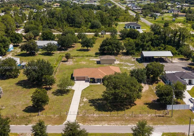 2nd image of 7764 14th Pl, Labelle, FL 33935 | MLS# A12050118