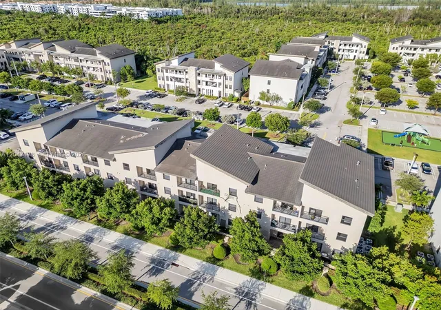 35th image of 8045 Nw 104th Ave #32, Doral, FL 33178 | MLS# A12047178