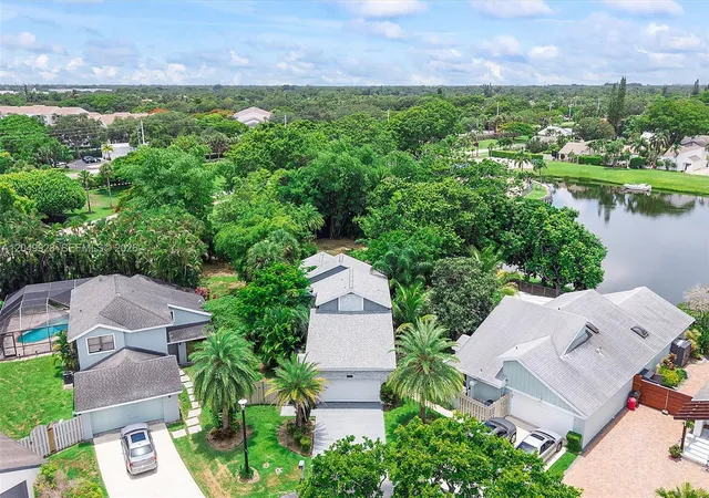 Homes for sale in Delray Beach, FL | 2055 Nw 9th St, Delray Beach, FL 33445 | MLS# A12049928