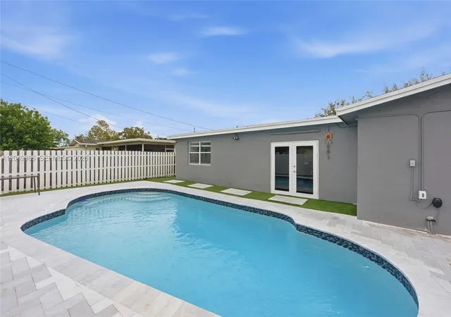 38th image of 9771 Nw 24th Pl, Sunrise, FL 33322 | MLS# A12049986
