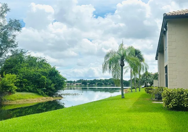 3rd image of 5550 Lakeside Dr #203, Margate, FL 33063 | MLS# B26050167