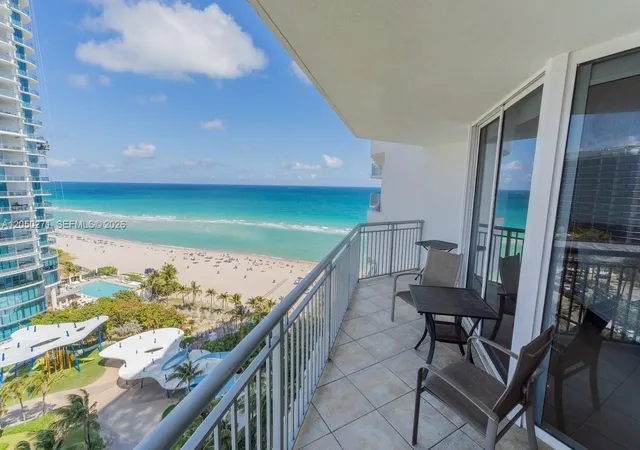 3rd image of 17375 Collins Ave #1506, Sunny Isles Beach, FL 33160 | MLS# A12050271