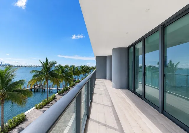 4th image of 3131 Ne 7Th Ave #306, Miami, FL 33137 | MLS# A12050137