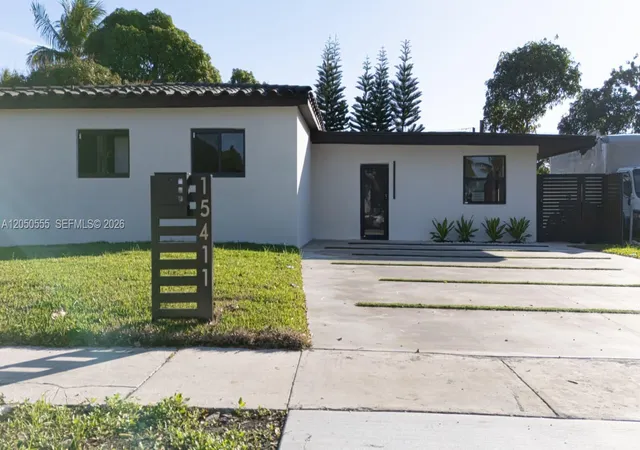 3rd image of 15411 Ne 10Th Ave, North Miami Beach, FL 33162 | MLS# A12050555