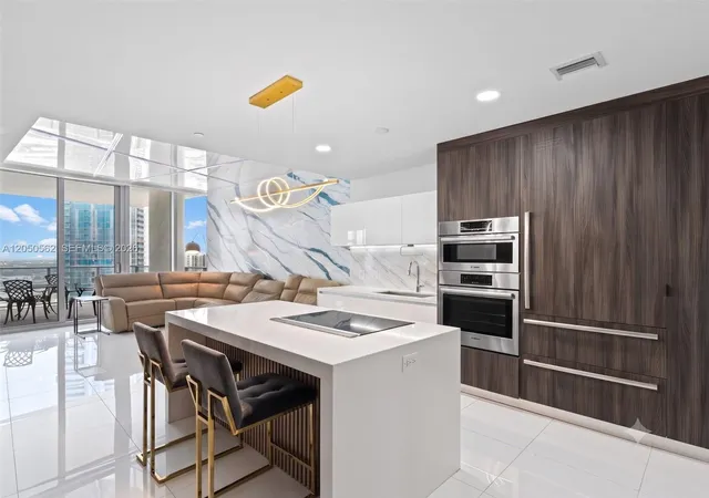1st image of 851 Ne 1st Ave #3000, Miami, FL 33132 | MLS# A12050562