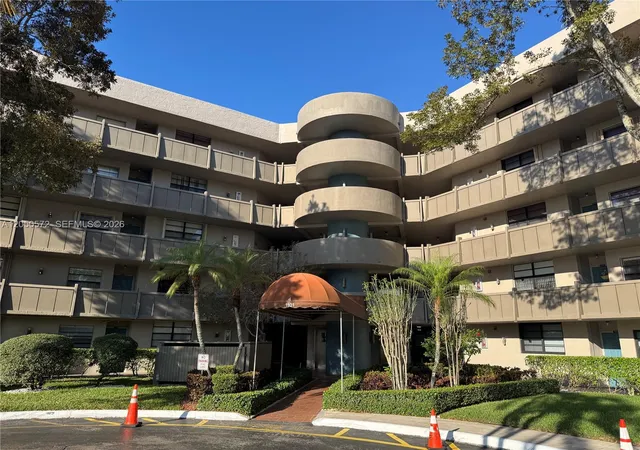 1st image of 1101 Colony Point Cir #102, Pembroke Pines, FL 33026 | MLS# A12050572