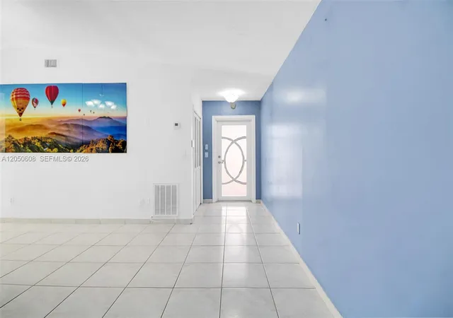 5th image of 19721 Sw 122Nd Pl, Miami, FL 33177 | MLS# A12050608